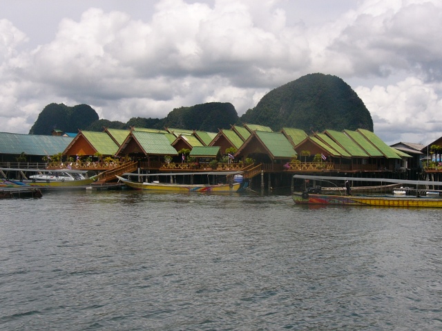 Green Roofed Restaurants